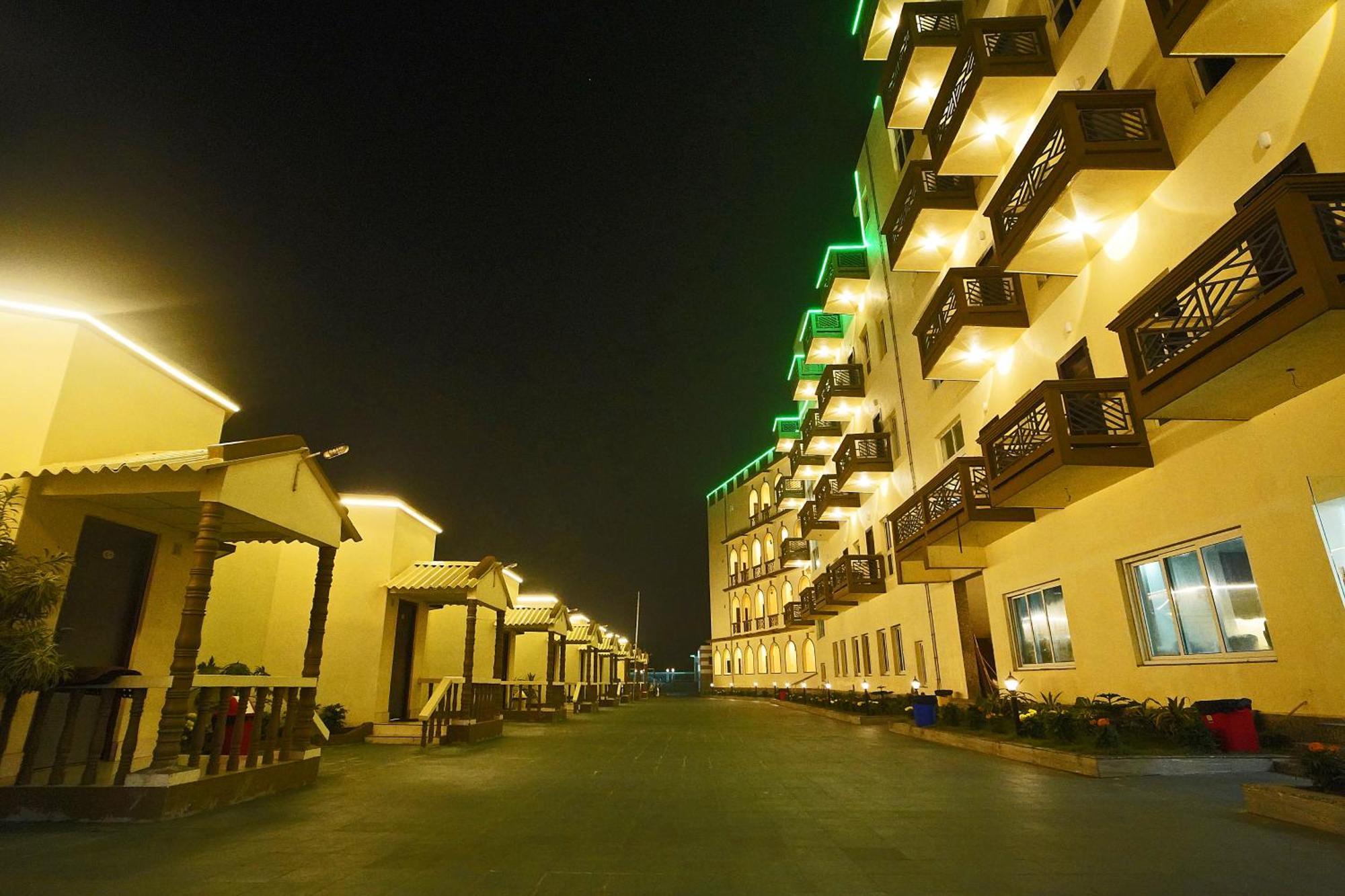 Resort Priya Jeet On Beach !! Front Of Sea !! Mandarmani Exterior photo